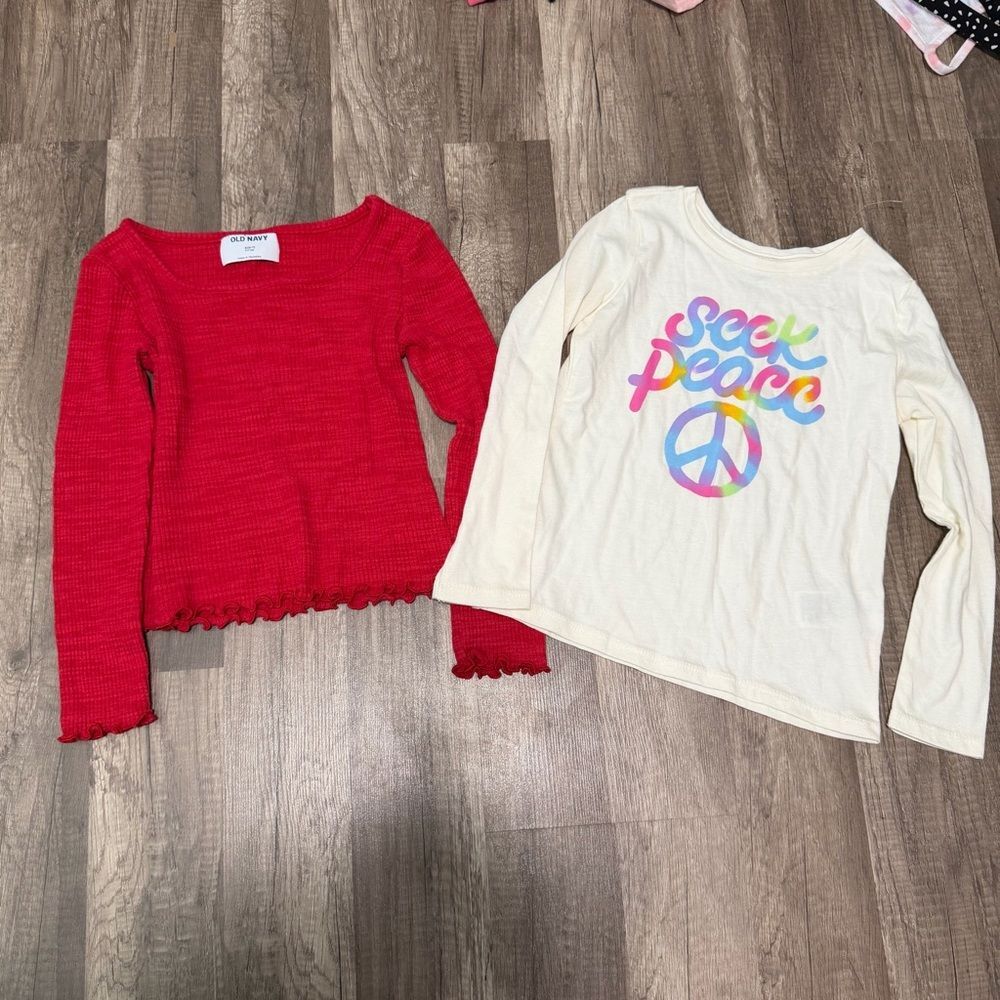 Old Navy Long Sleeve Tops, Size S (6-7)‎